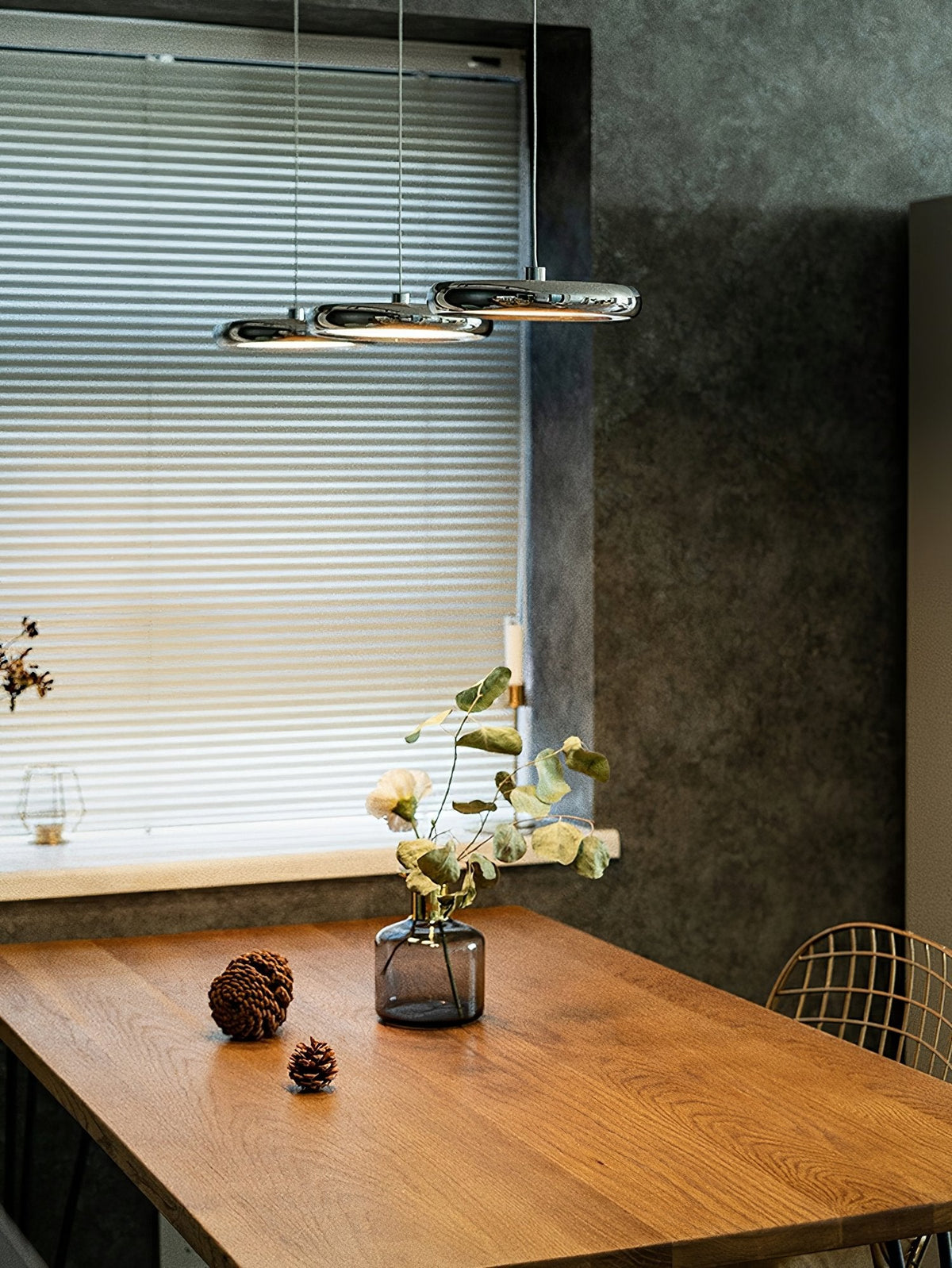 Giro Pendant Light