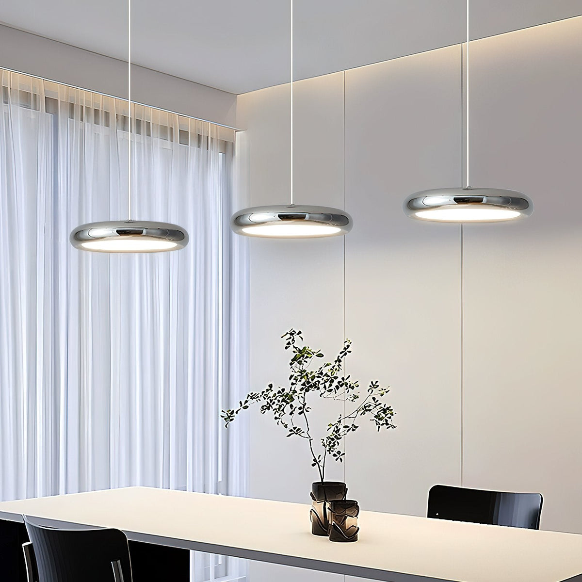 Giro Pendant Light