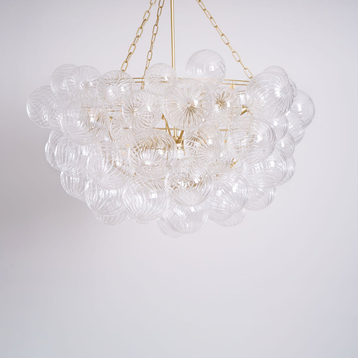 Lumière Cascade Glass Ball Chandelier – Modern Sculptural Pendant Light