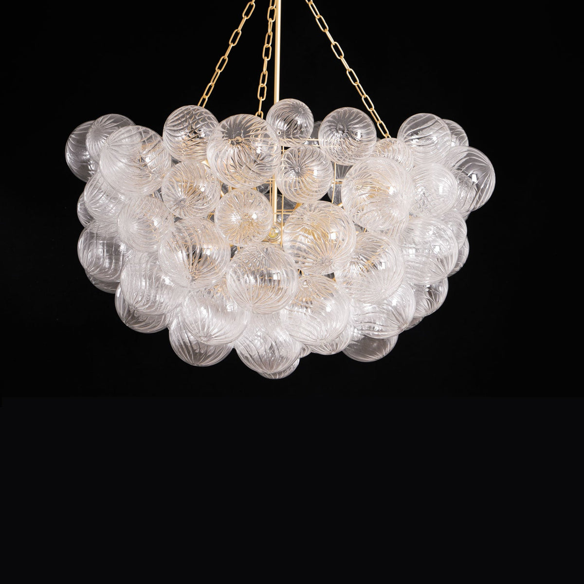 Lumière Cascade Glass Ball Chandelier – Modern Sculptural Pendant Light
