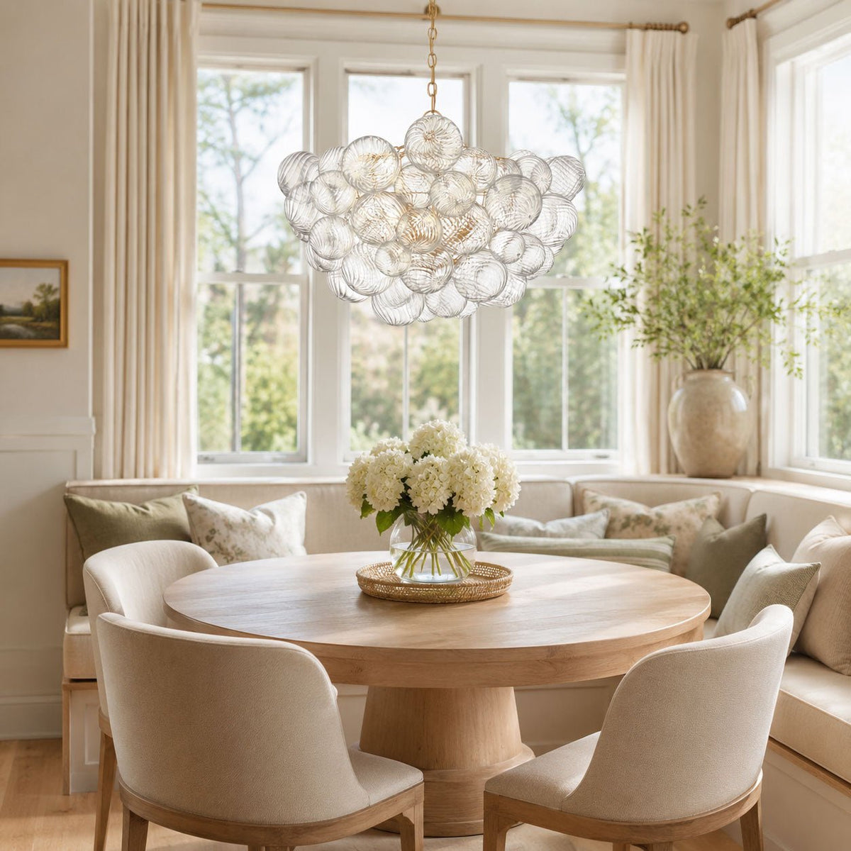 Lumière Cascade Glass Ball Chandelier – Modern Sculptural Pendant Light