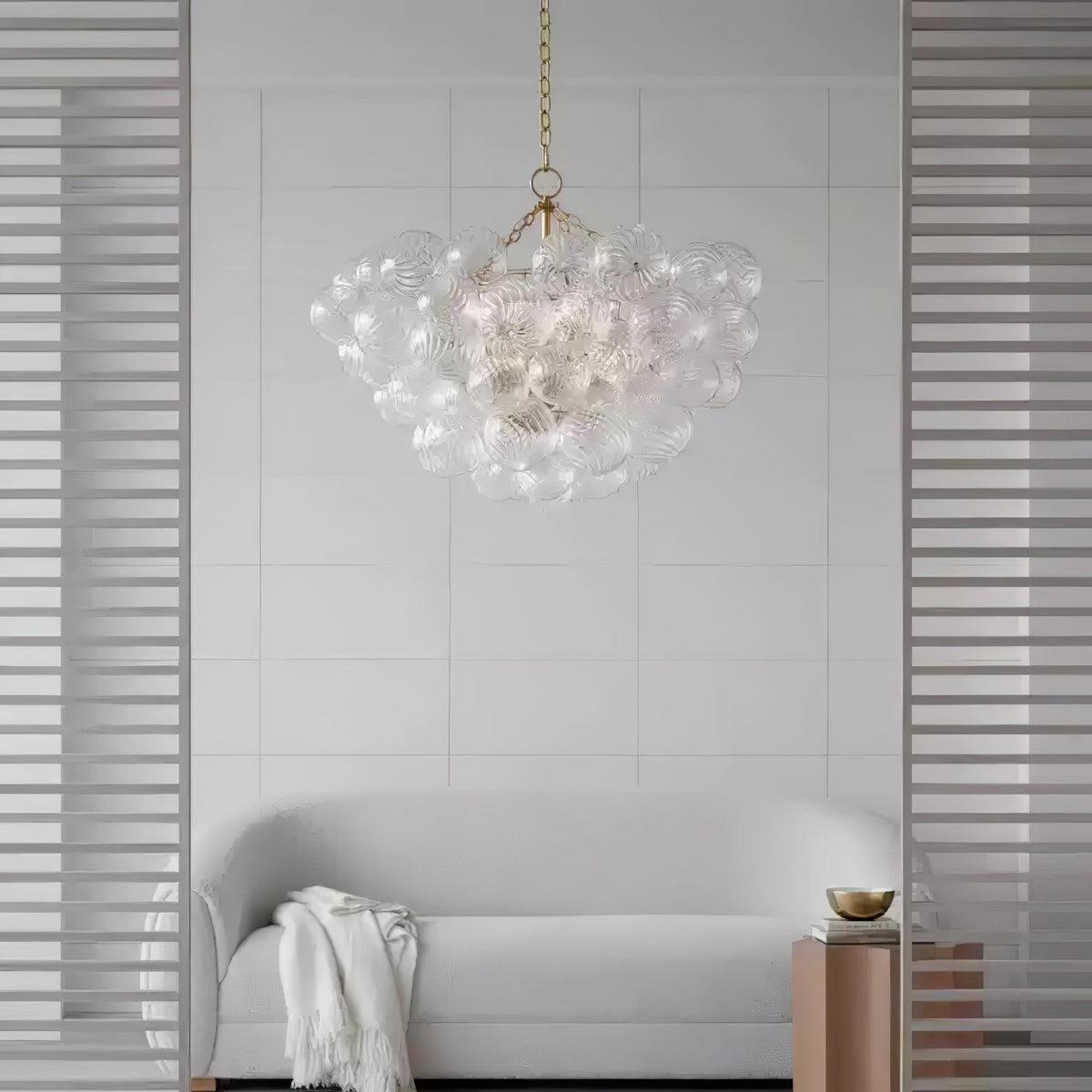 Lumière Cascade Glass Ball Chandelier – Modern Sculptural Pendant Light