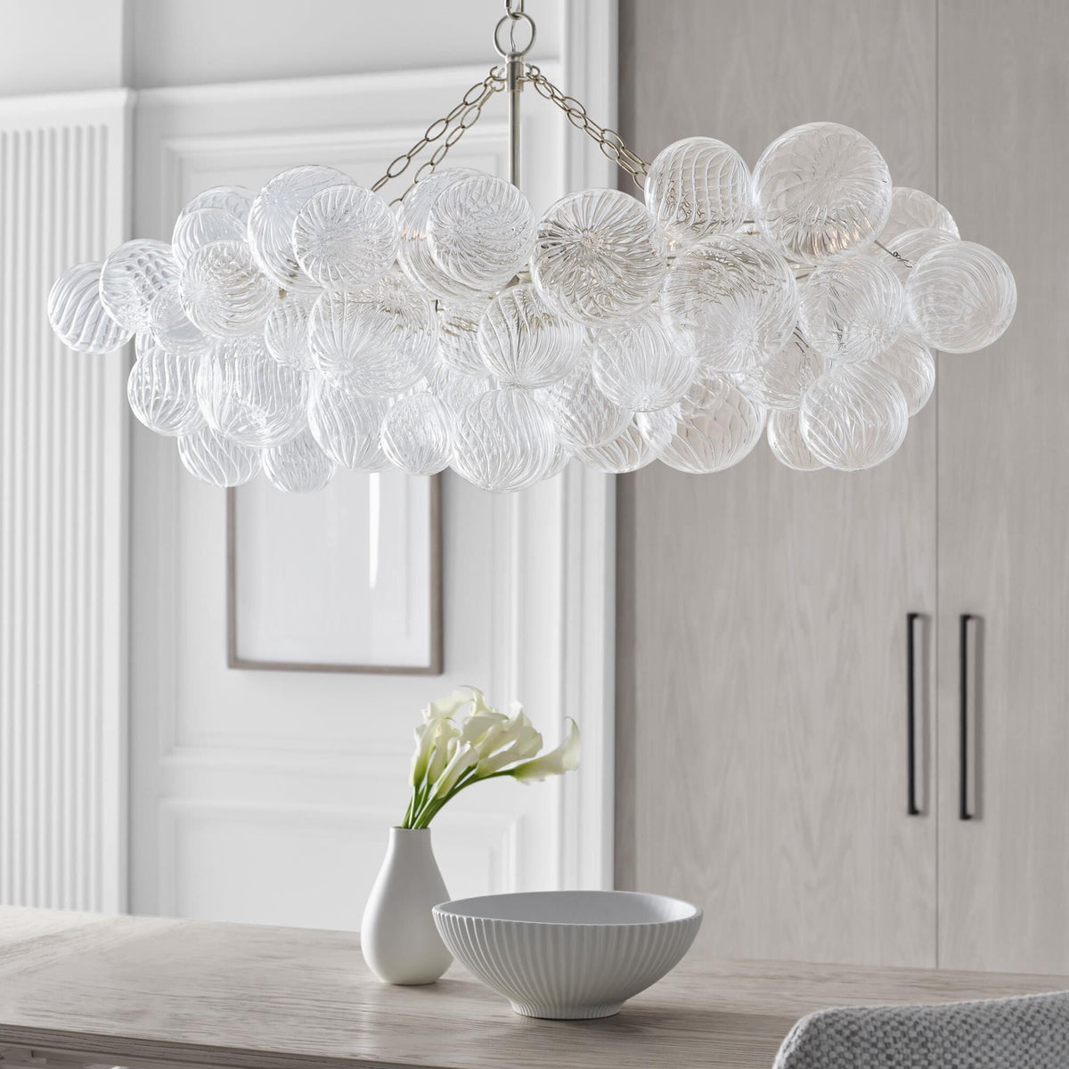 Lumière Cascade Glass Ball Chandelier – Modern Sculptural Pendant Light