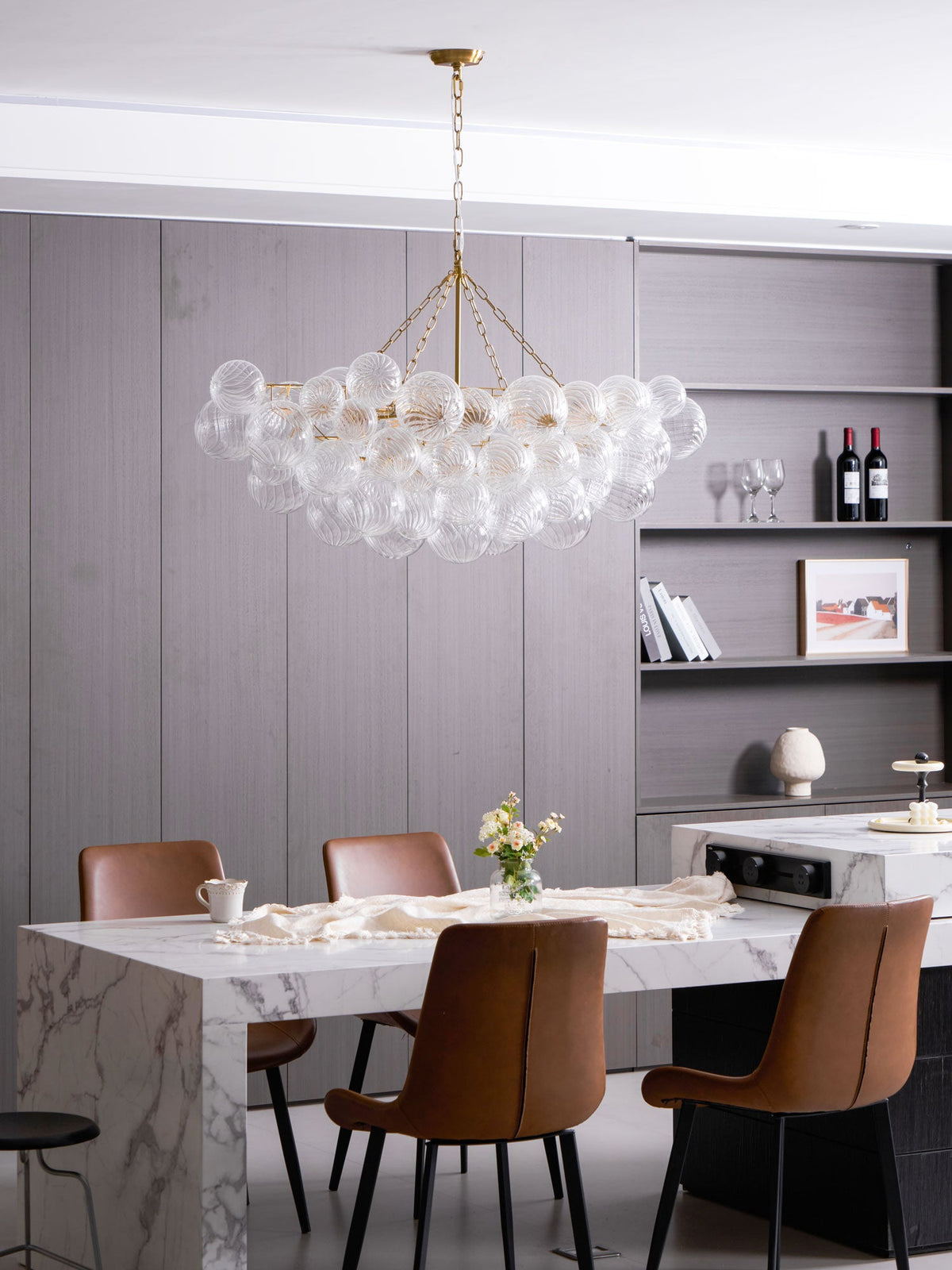 Lumière Cascade Glass Ball Chandelier – Modern Sculptural Pendant Light