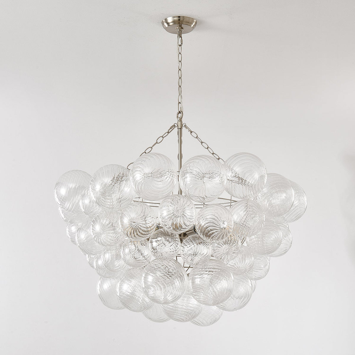 Lumière Cascade Glass Ball Chandelier – Modern Sculptural Pendant Light