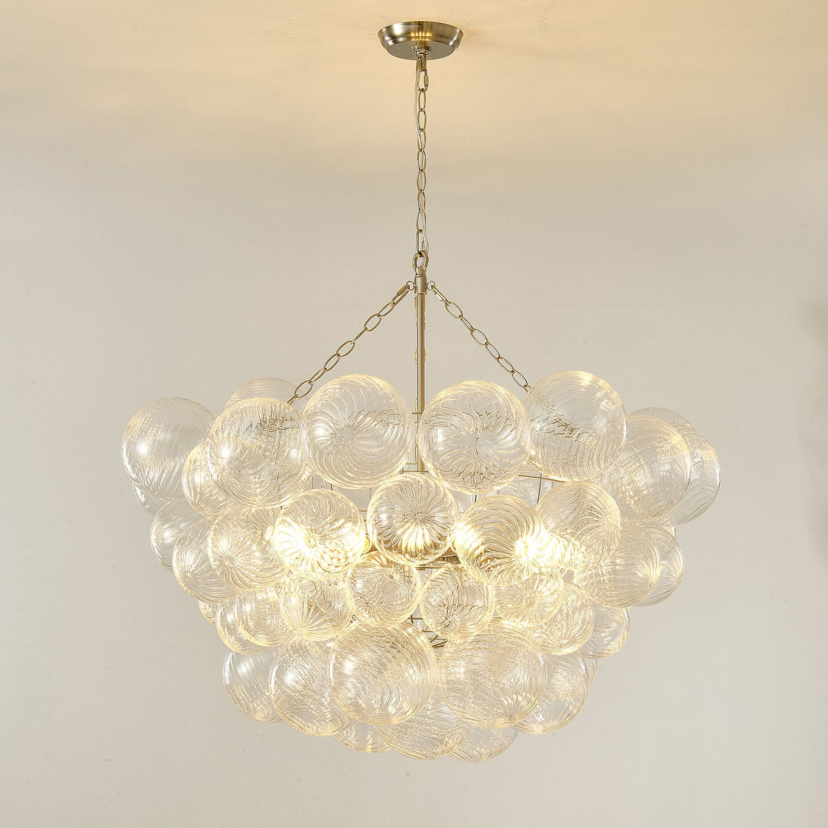 Lumière Cascade Glass Ball Chandelier – Modern Sculptural Pendant Light