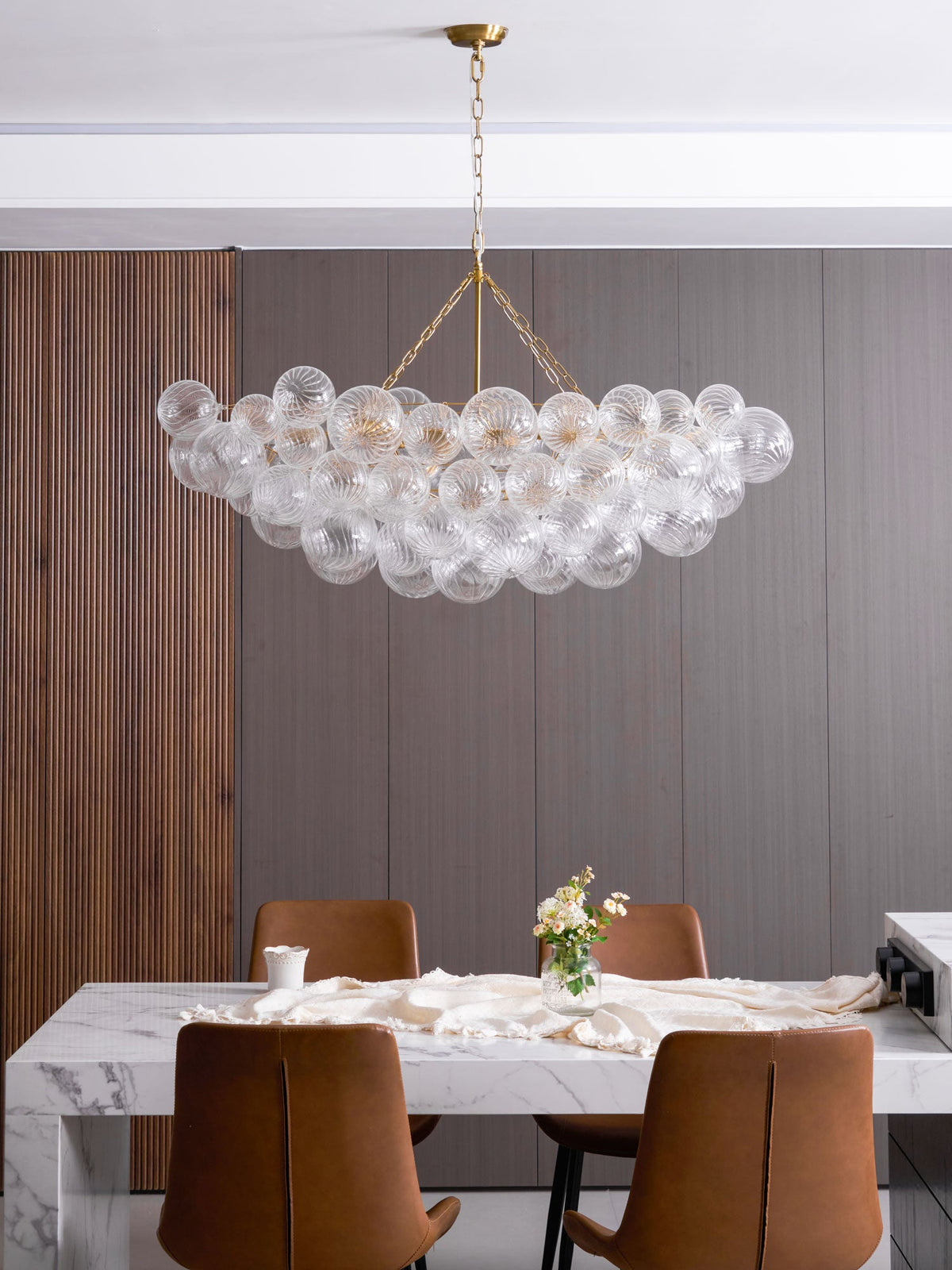 Lumière Cascade Glass Ball Chandelier – Modern Sculptural Pendant Light