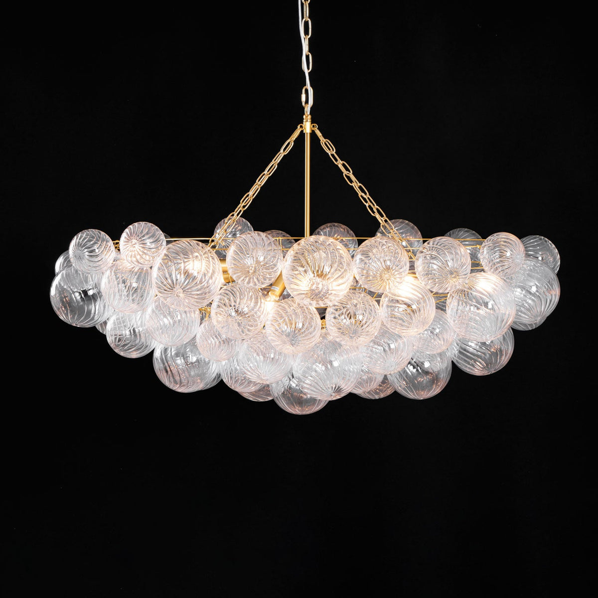 Lumière Cascade Glass Ball Chandelier – Modern Sculptural Pendant Light