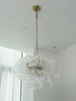 Lumière Cascade Glass Ball Chandelier – Modern Sculptural Pendant Light