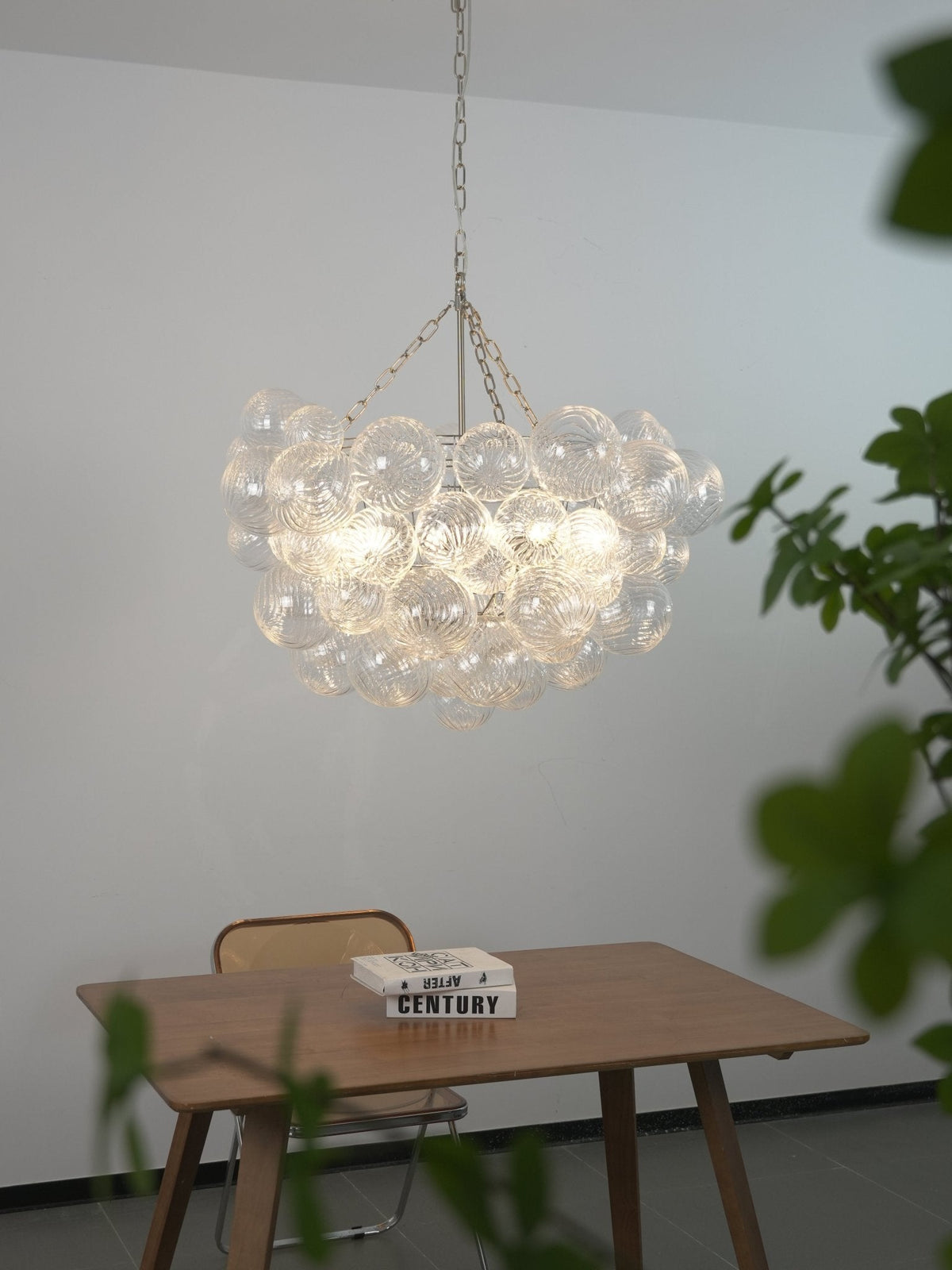 Lumière Cascade Glass Ball Chandelier – Modern Sculptural Pendant Light