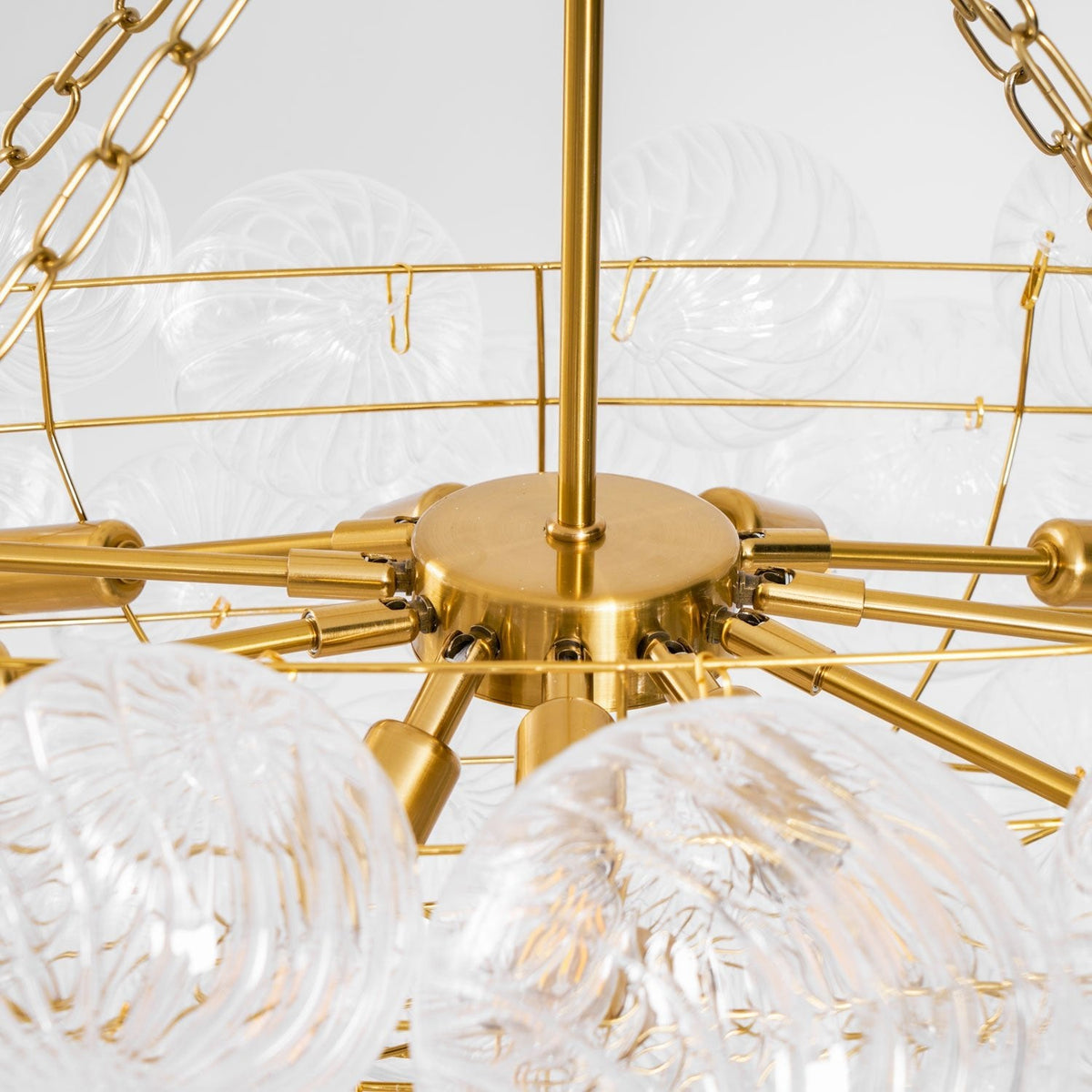 Lumière Cascade Glass Ball Chandelier – Modern Sculptural Pendant Light