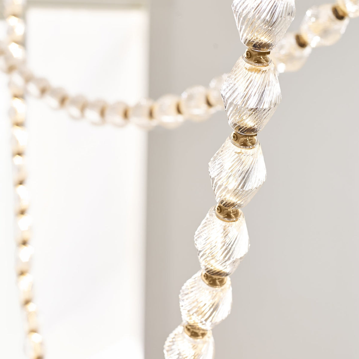 Riviere Glass Chain Chandelier – Modern Linear LED Pendant Light