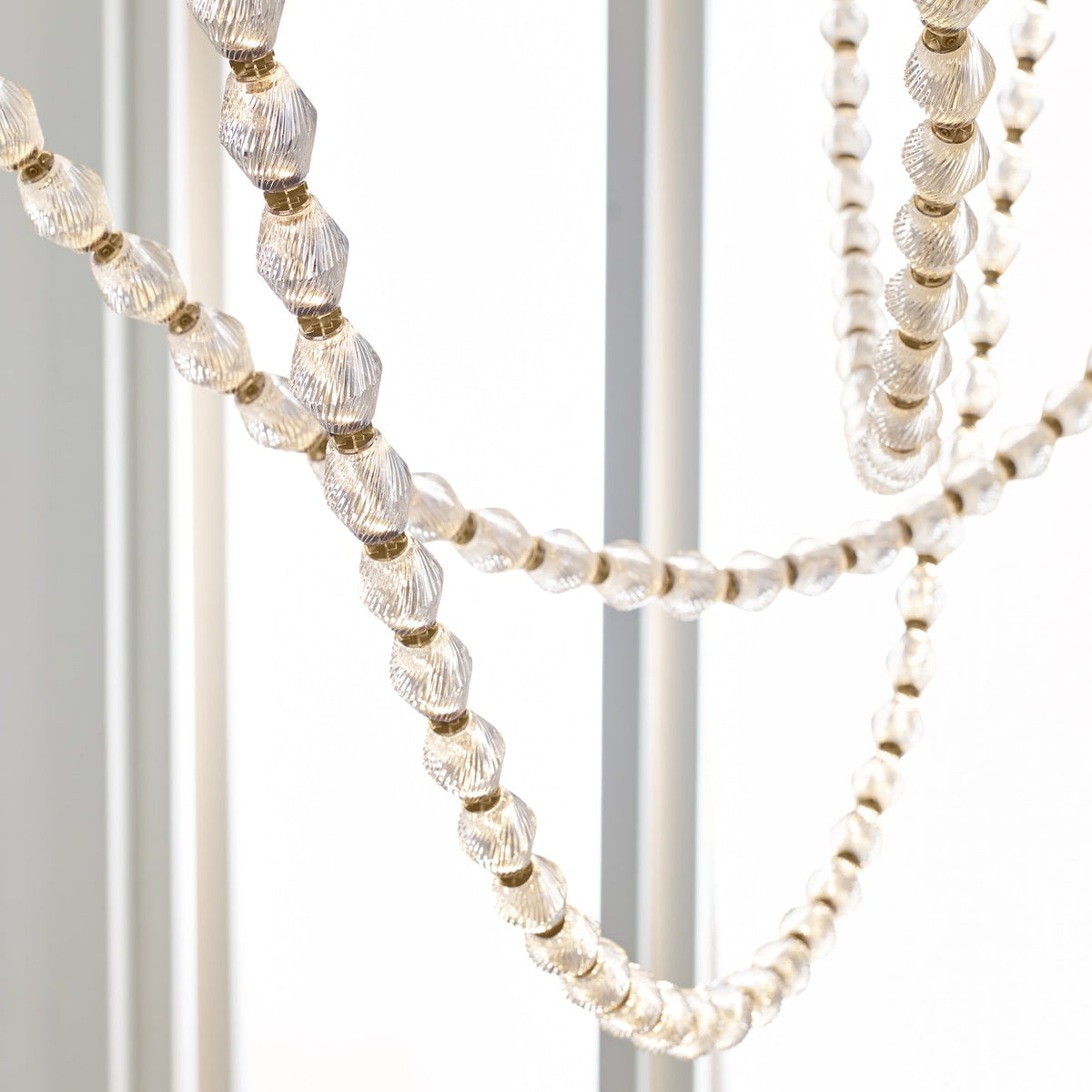 Riviere Glass Chain Chandelier – Modern Linear LED Pendant Light