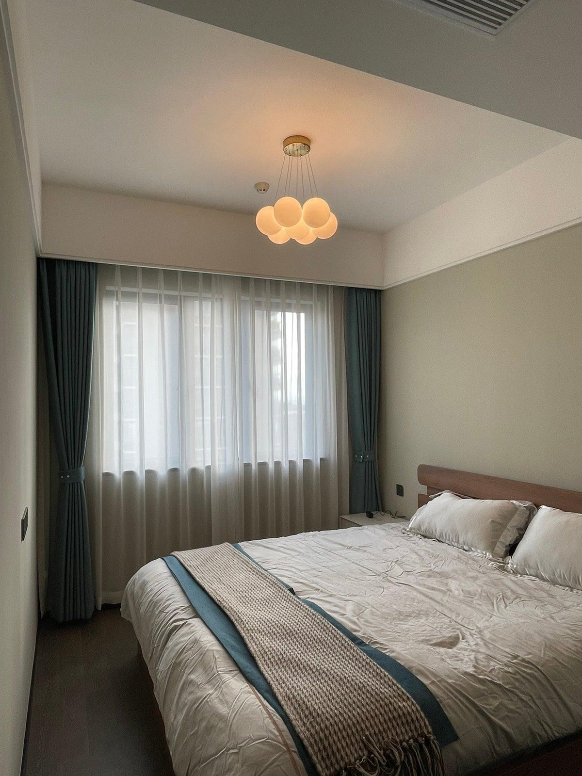 glass-cluster-chandelier