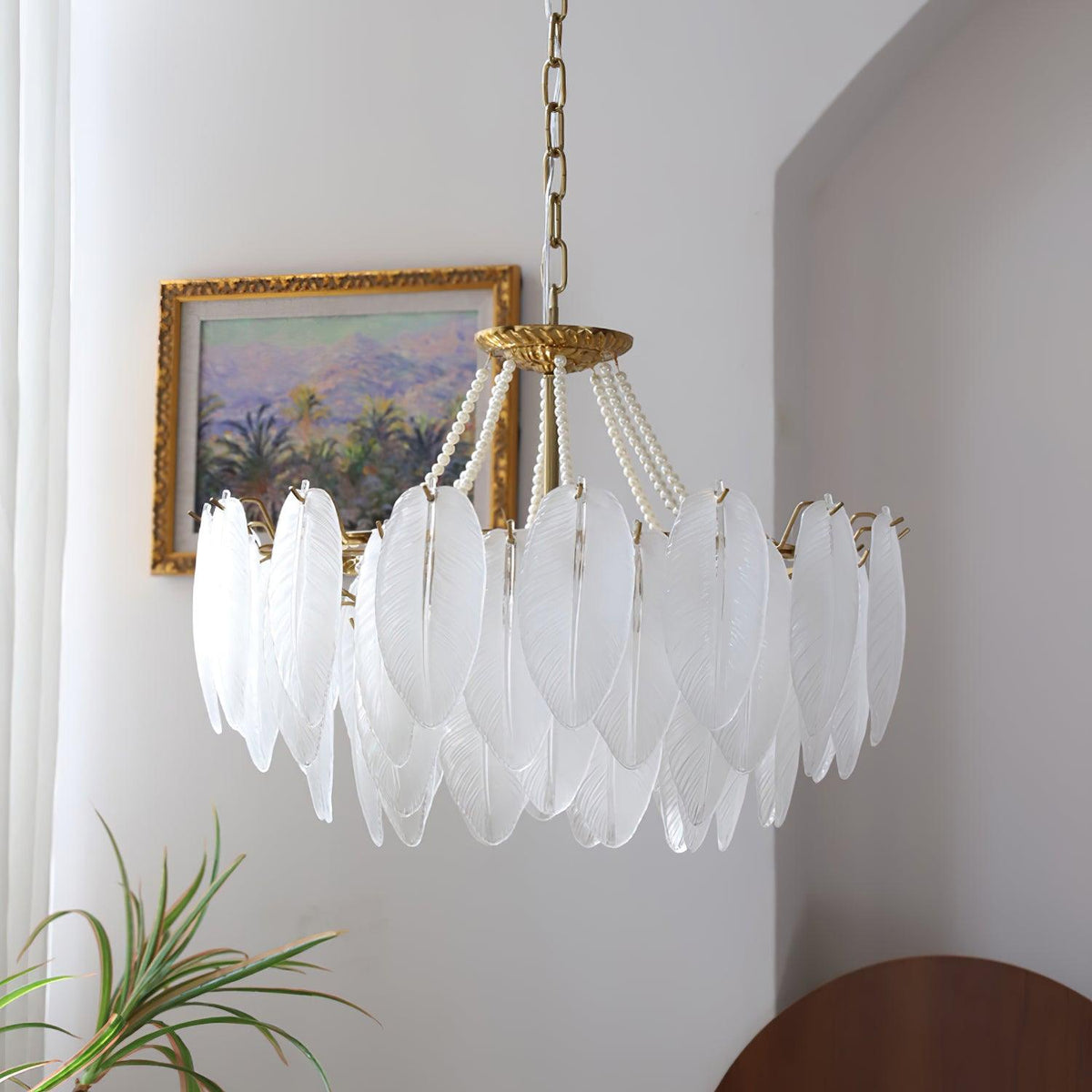 glass-feather-pearl-chandelier
