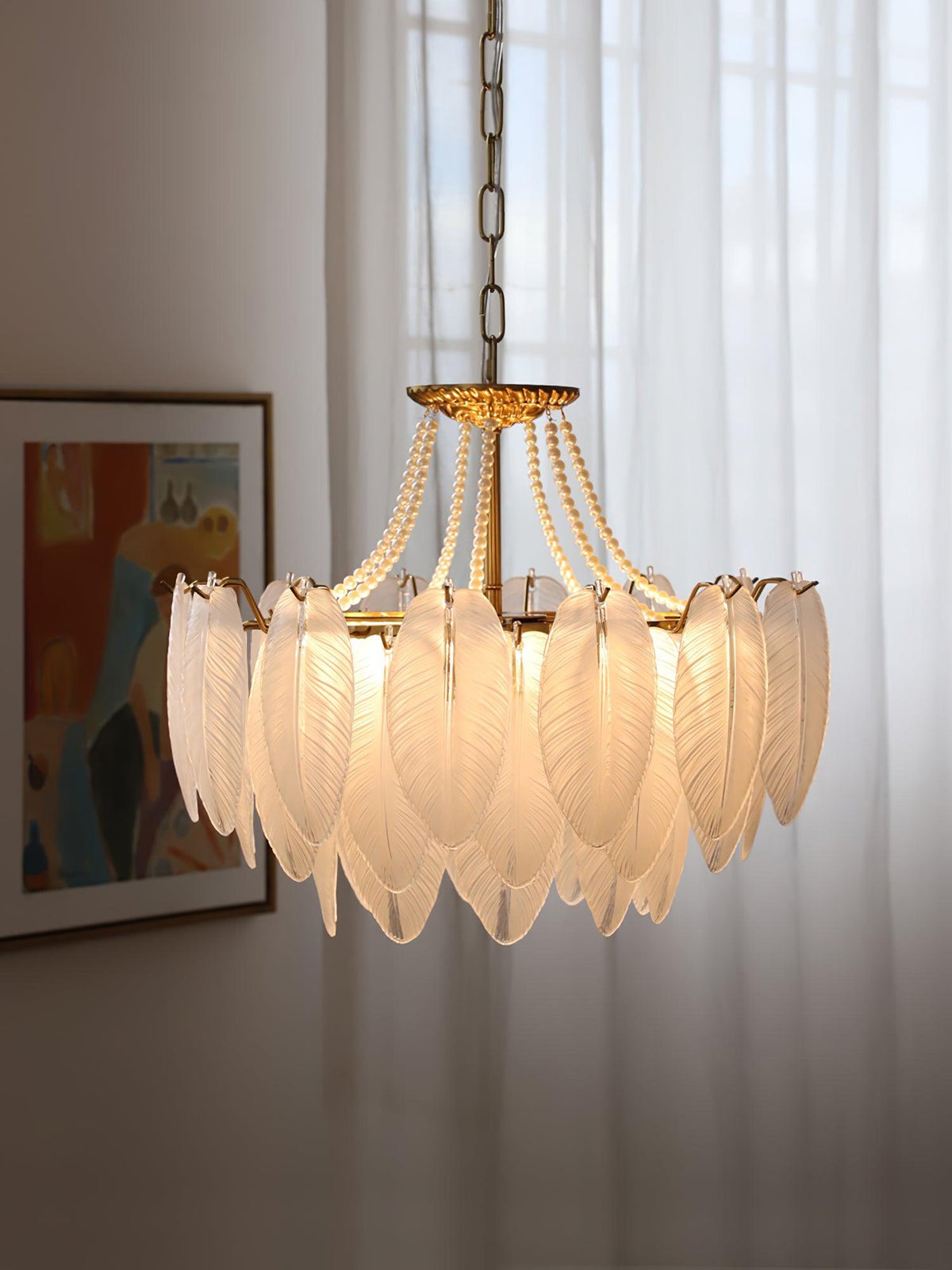 glass-feather-pearl-chandelier
