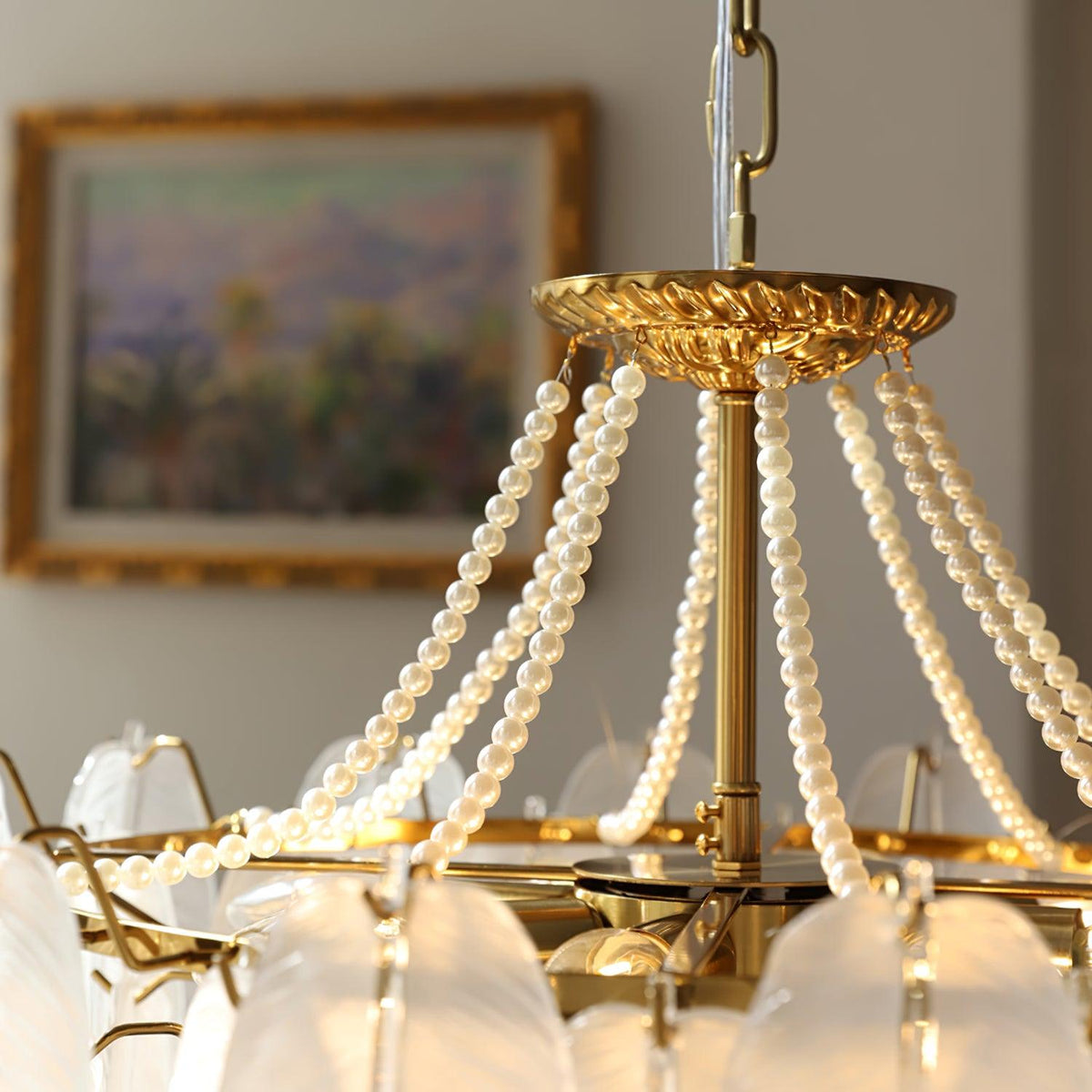 glass-feather-pearl-chandelier