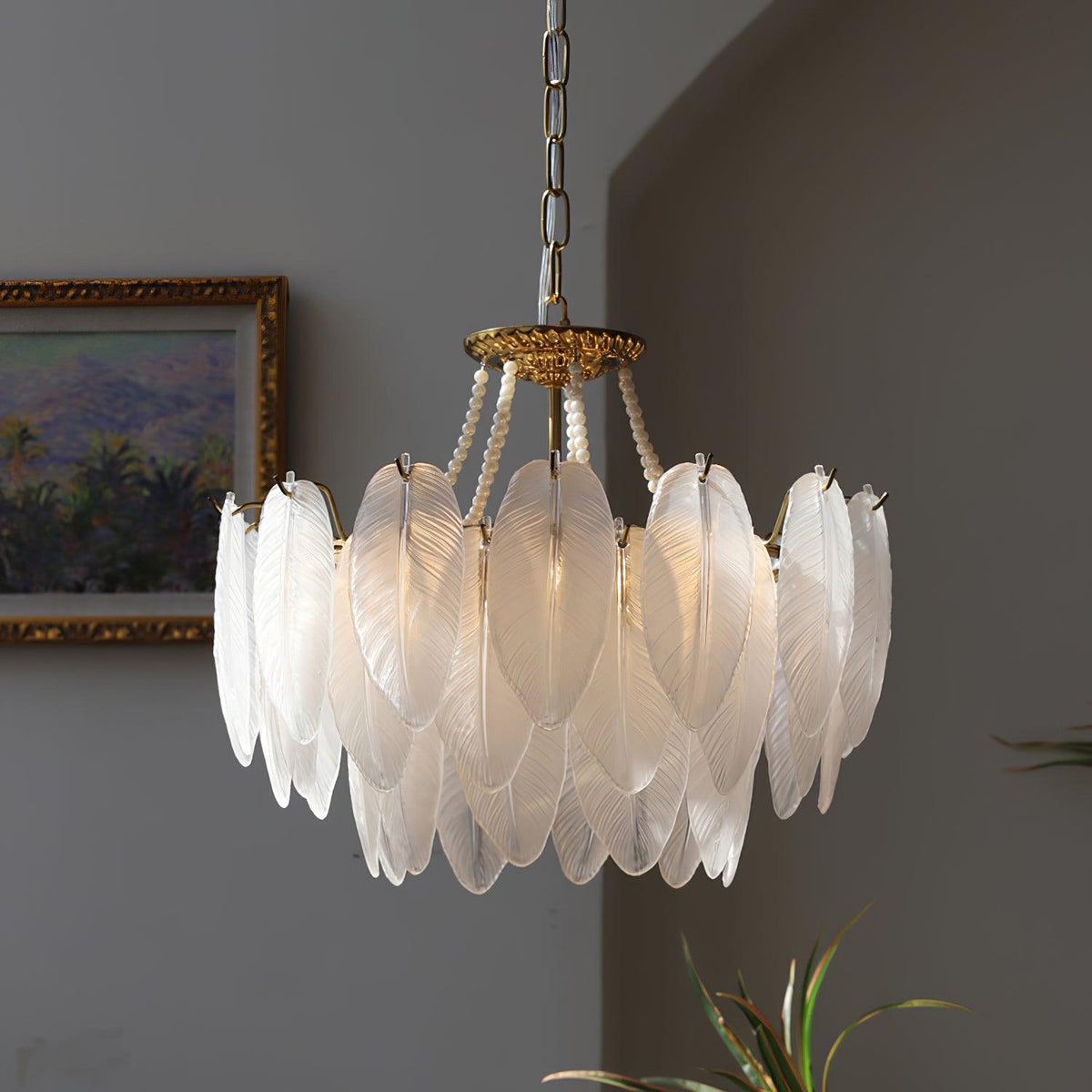 glass-feather-pearl-chandelier