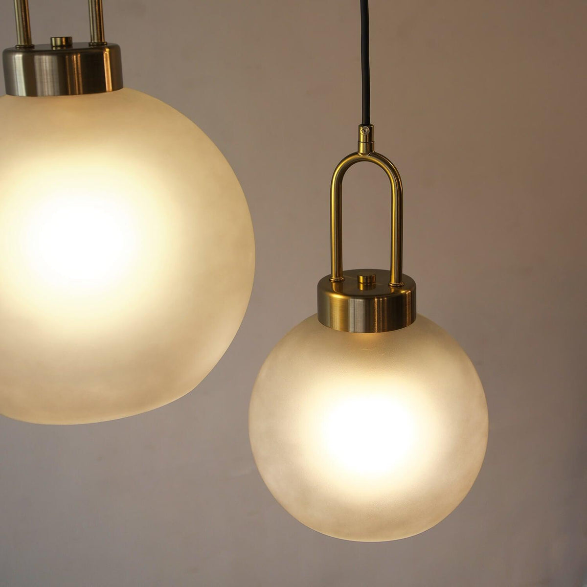 glass-pendant-light