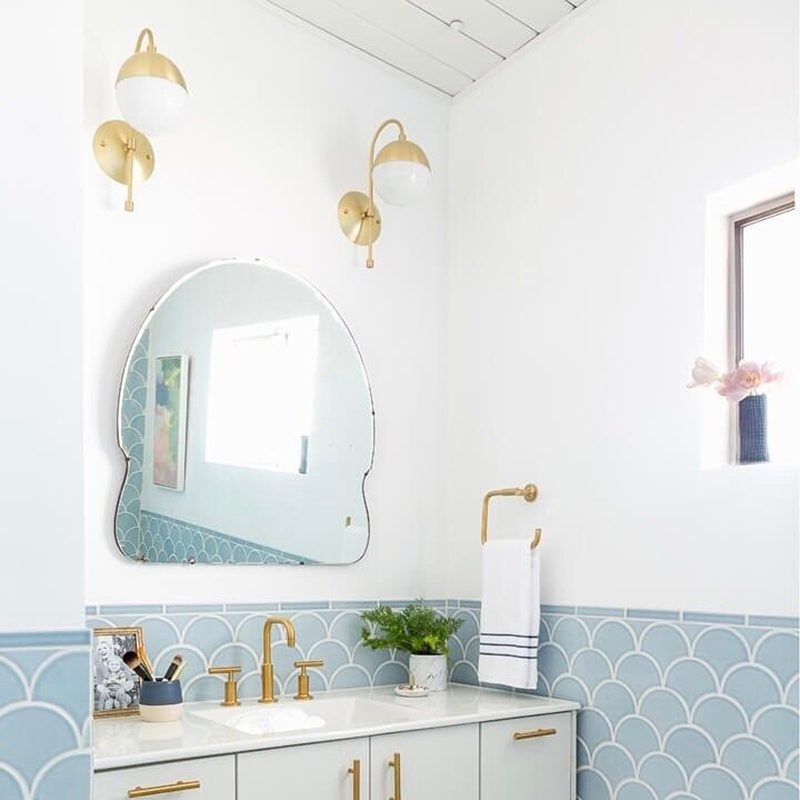 Globe Wall Lamp