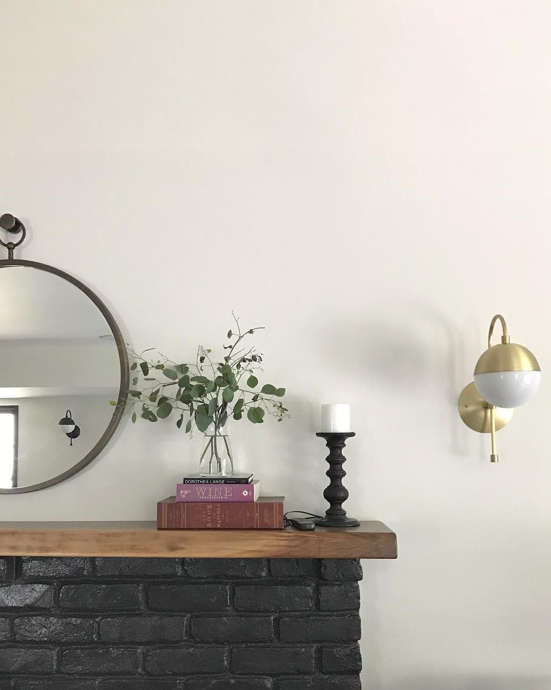 Globe Wall Lamp