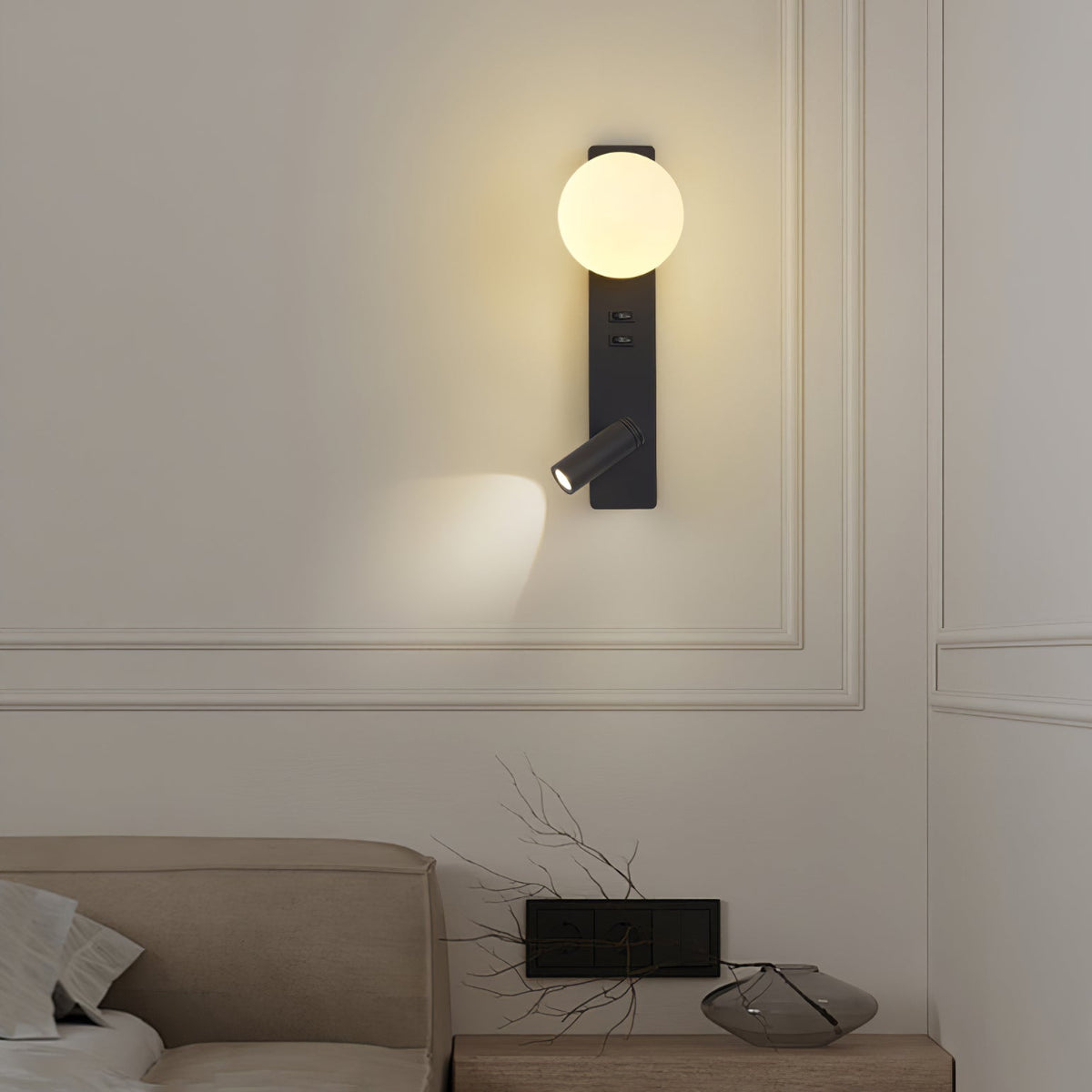 Glos Slim Wall Lamp