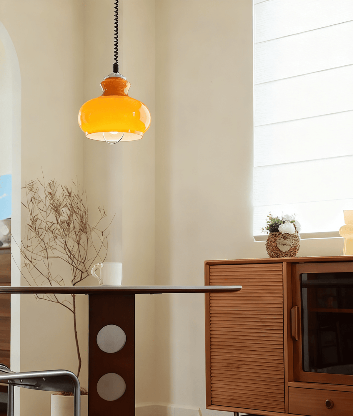Gradient Glass Coil Pendant Light – Artisan Glass Pendant for Dining & Living Spaces