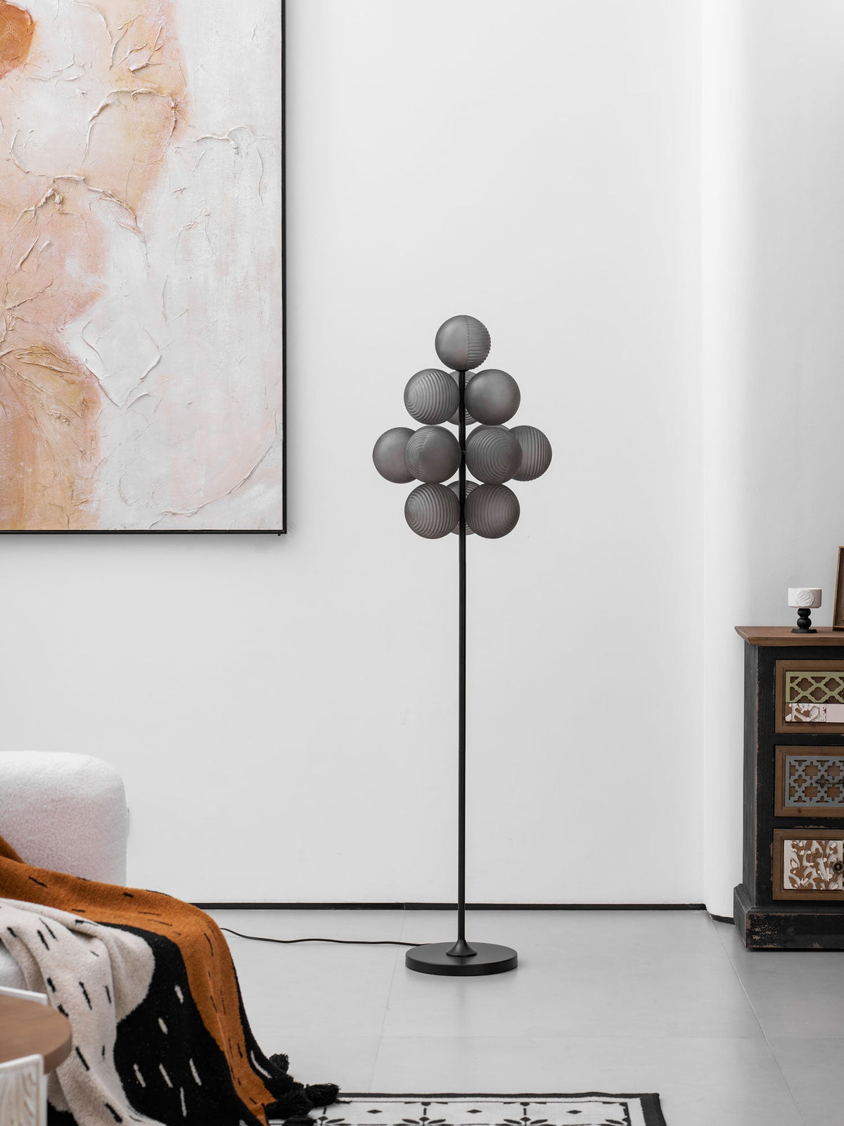 grape-floor-lamp
