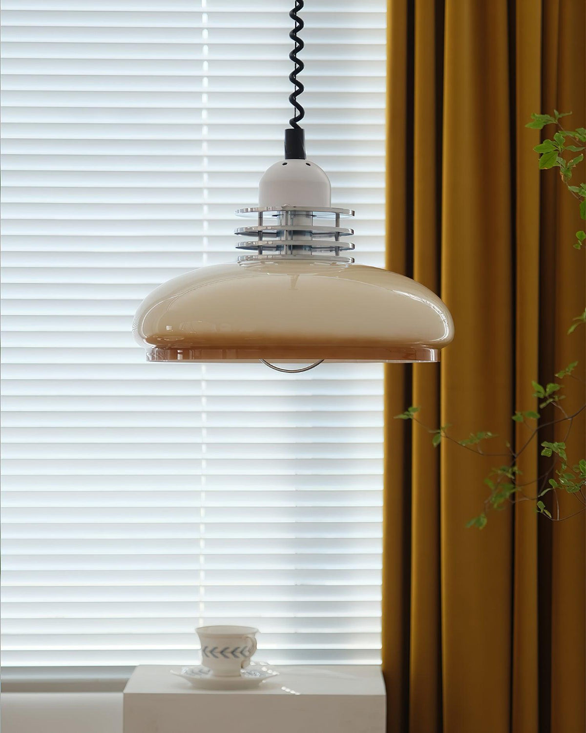 great-mongolian-su-pendant-light