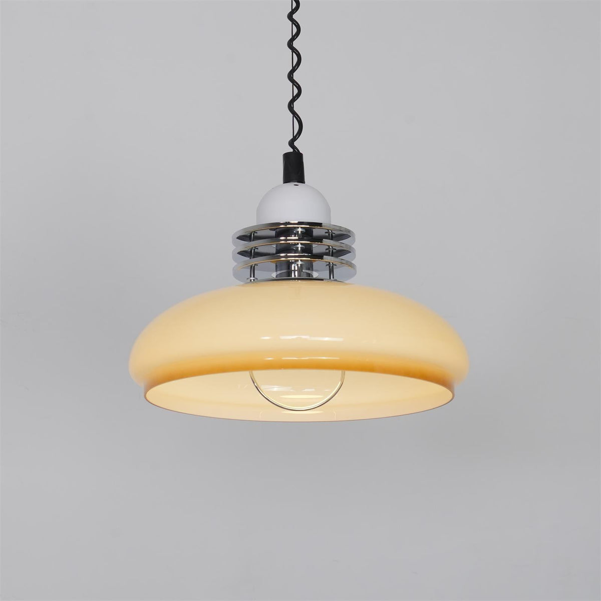great-mongolian-su-pendant-light