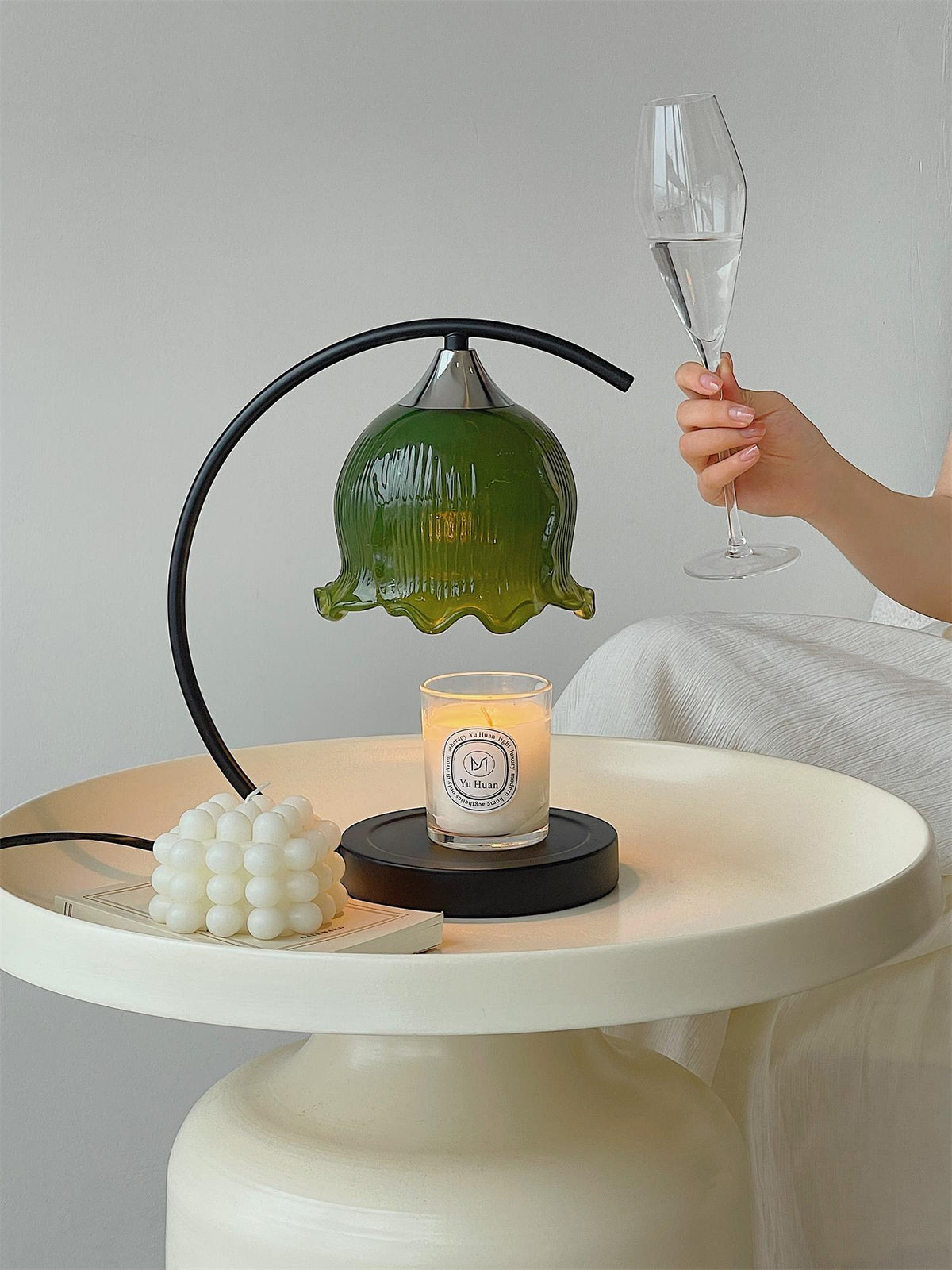 green-aroma-table-lamp