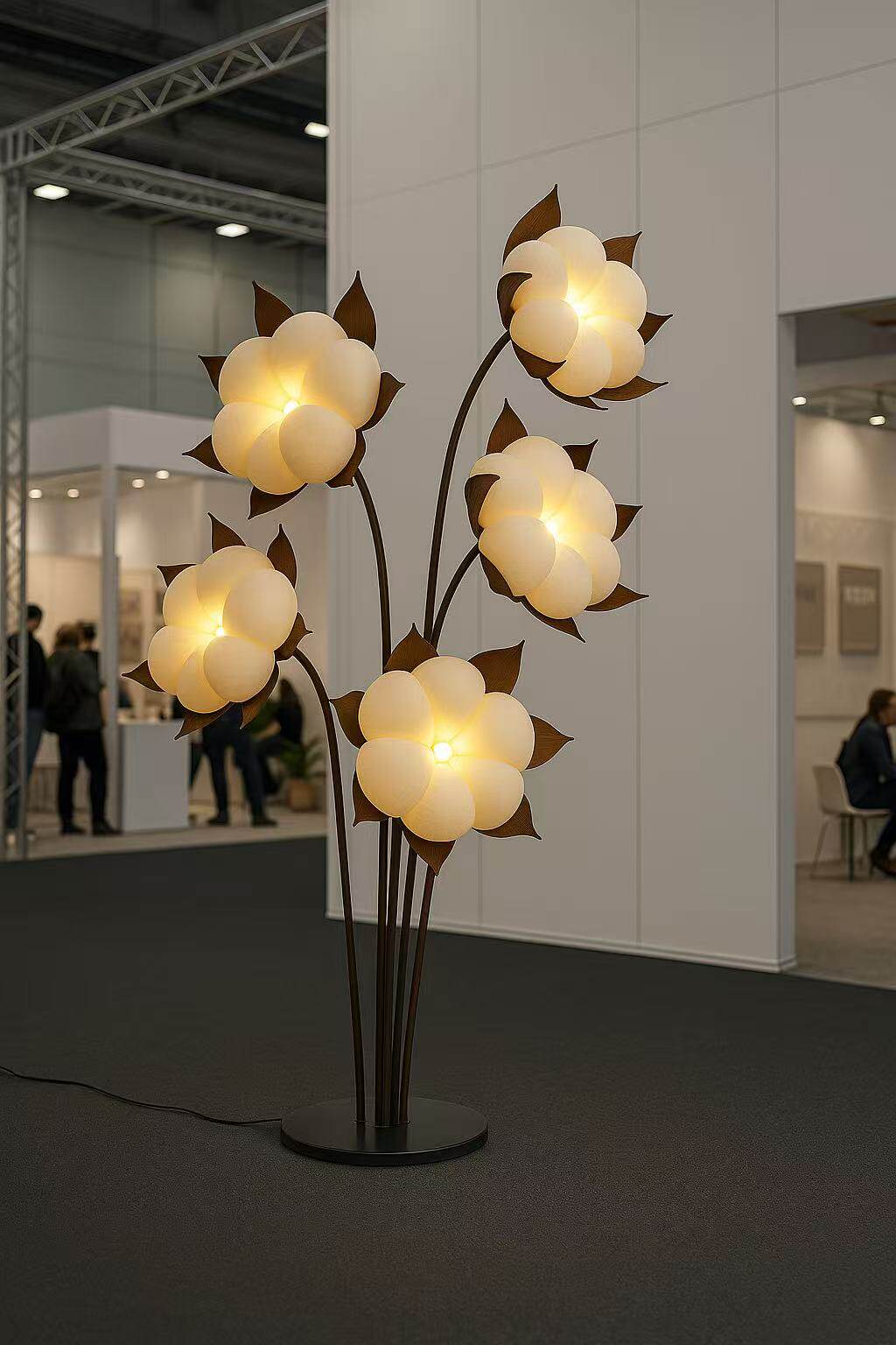 Green Blossom Floor Lamp – Sculptural Sage Bloom with Matte Black Stems