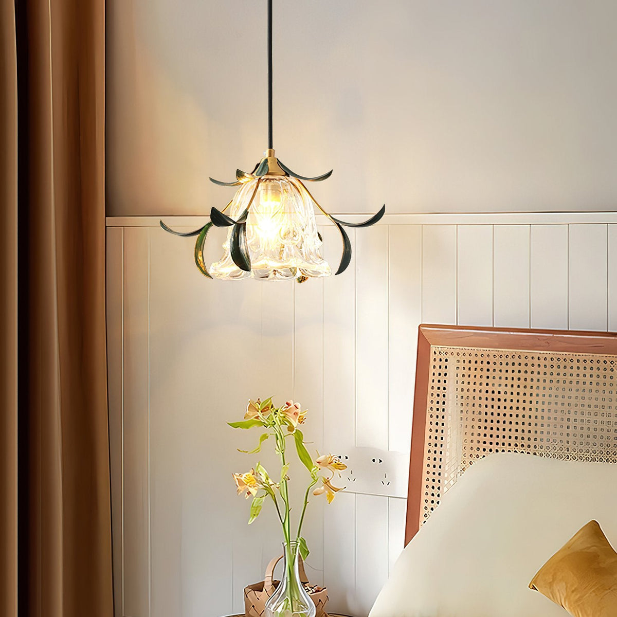 Green Leaf Floral Pendant Light