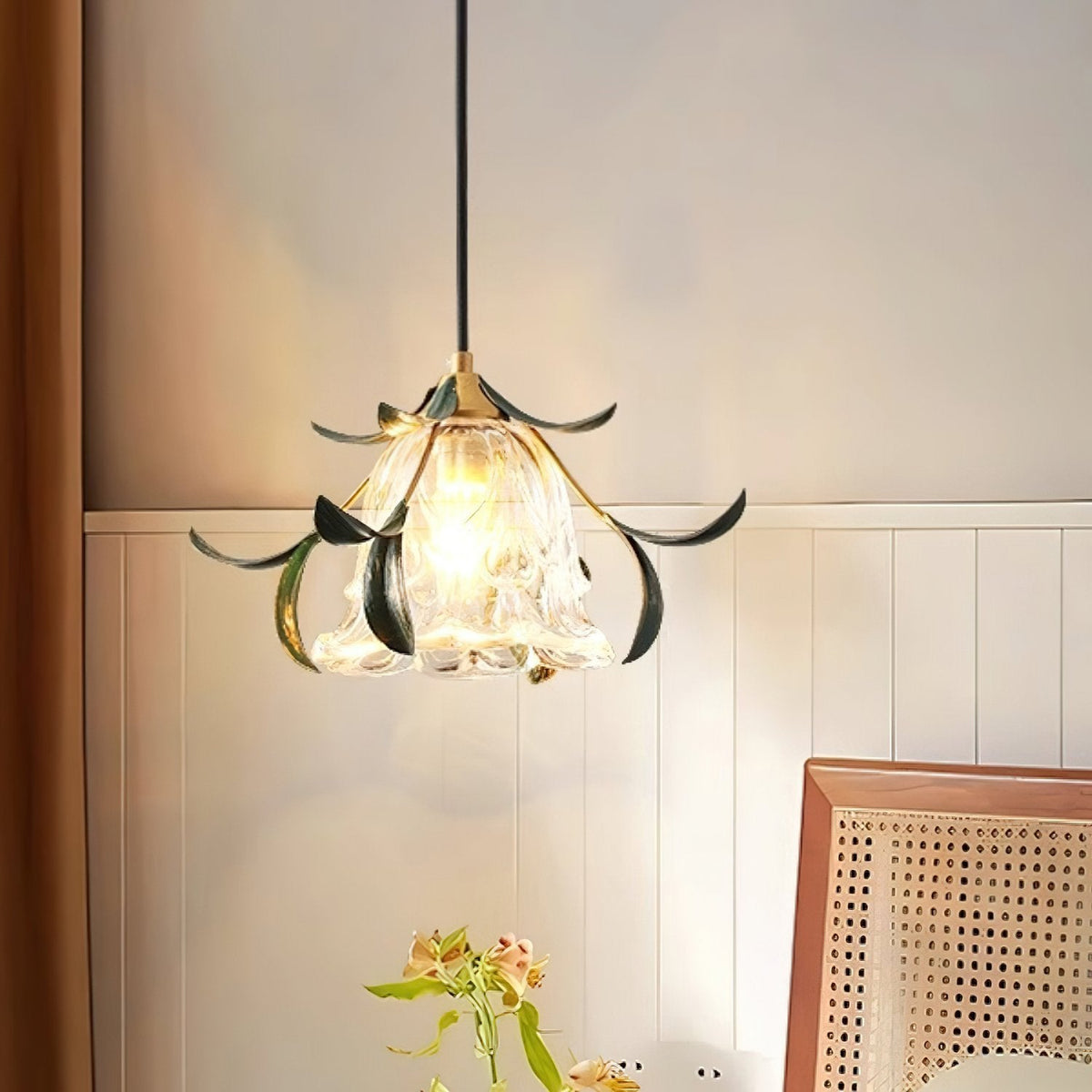 Green Leaf Floral Pendant Light