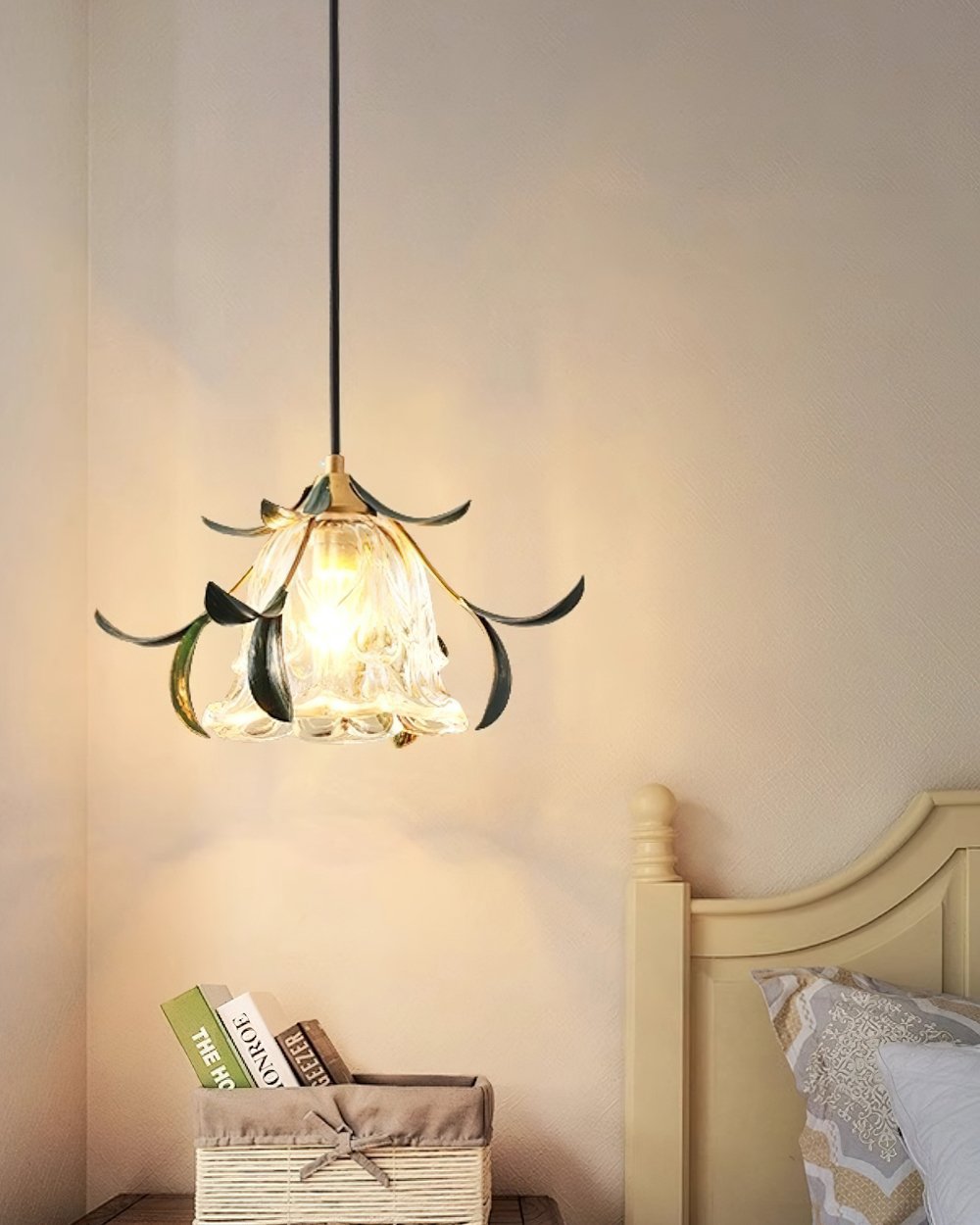 Green Leaf Floral Pendant Light