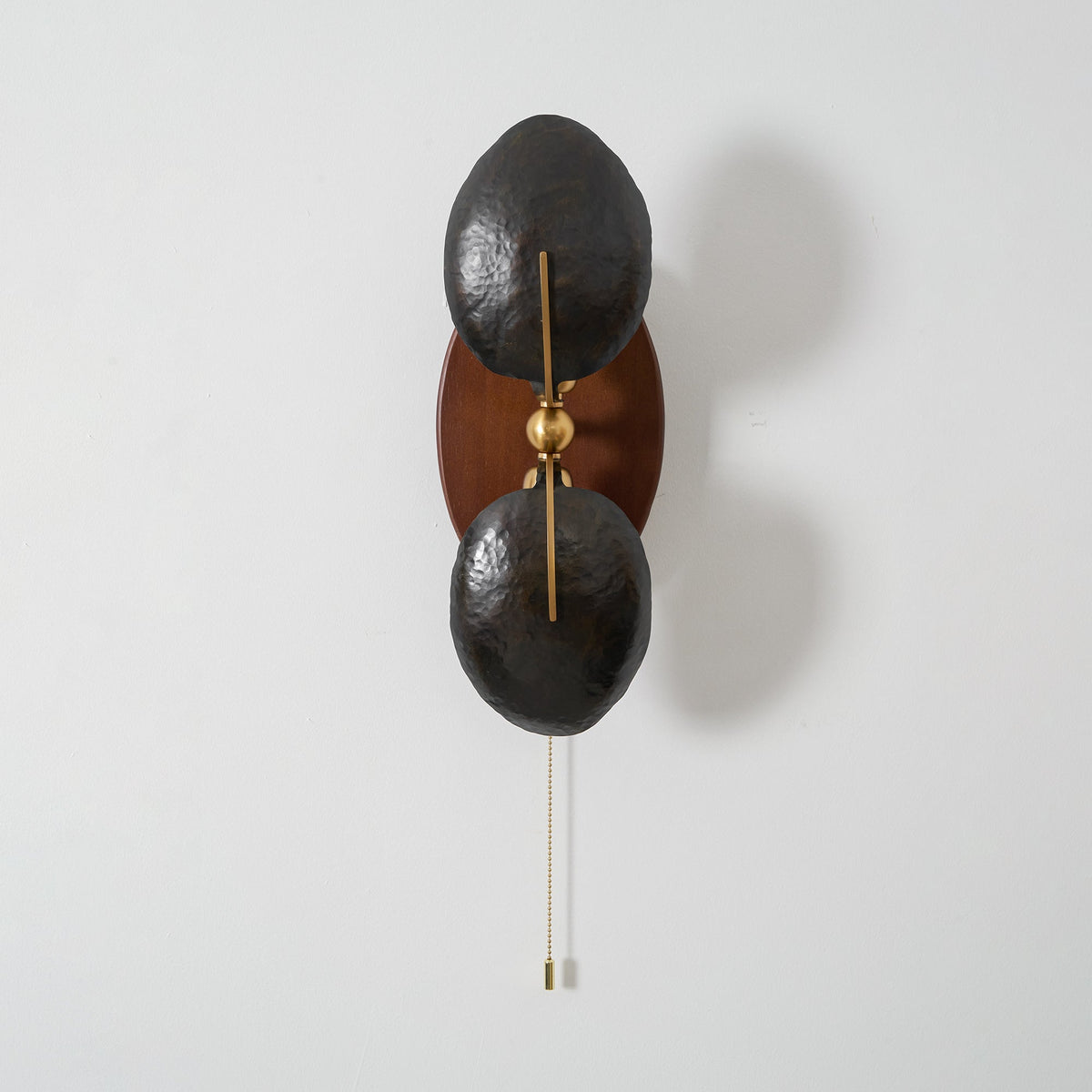 greta-wall-lamp