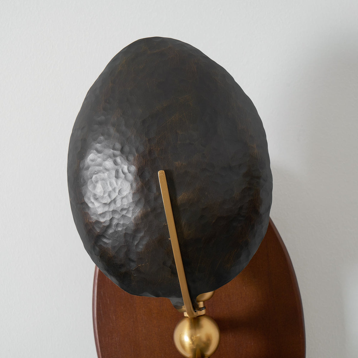 greta-wall-lamp