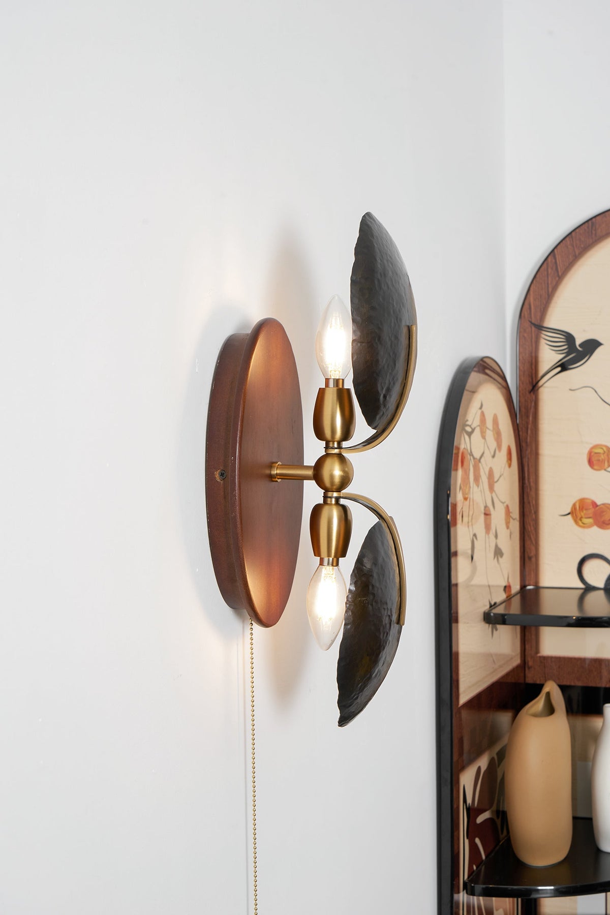 greta-wall-lamp