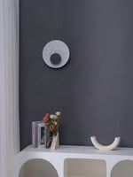 guisset-wall-lamp
