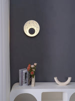 guisset-wall-lamp