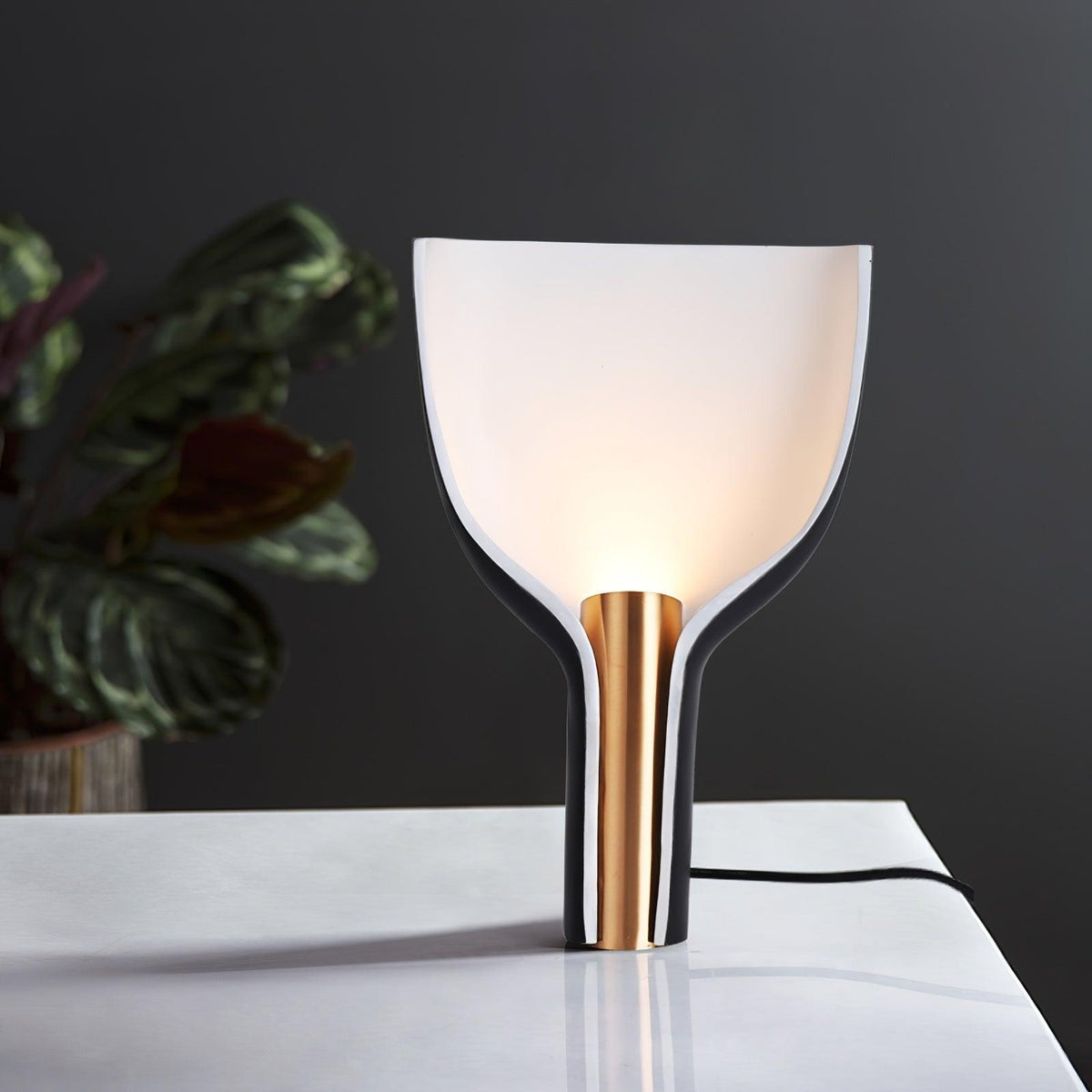 Half Funnel Table Light