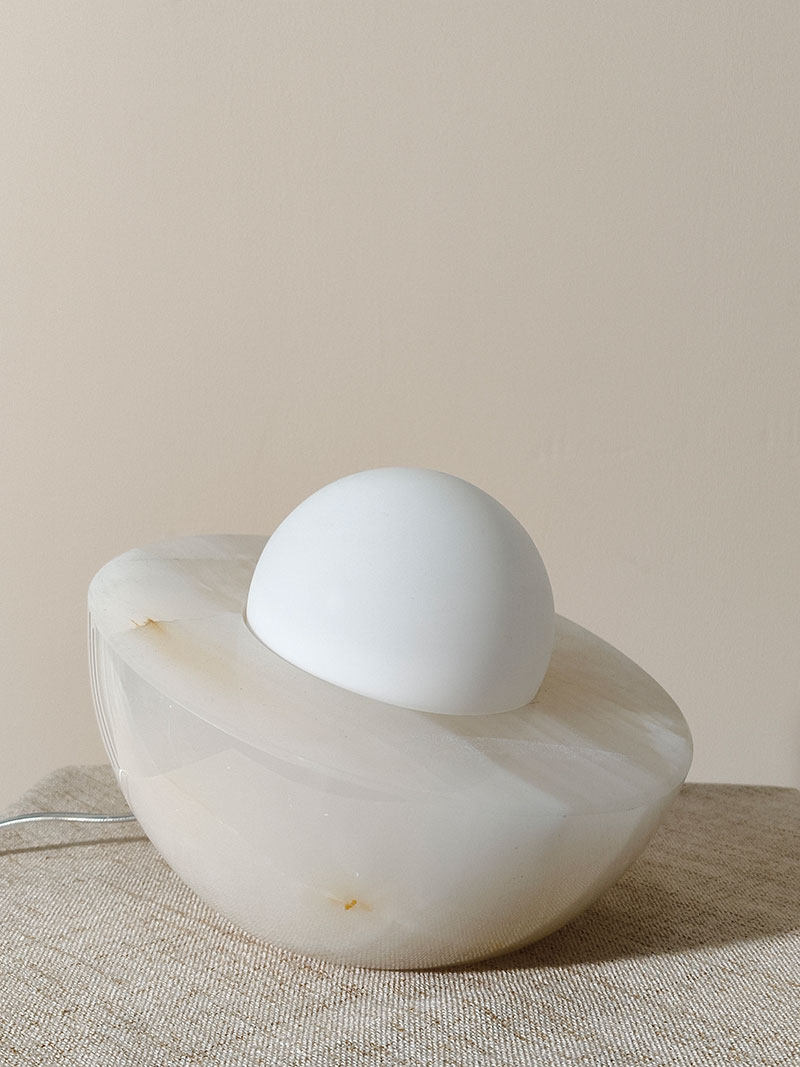Halo Pebble Stone Table Lamp – Natural Onyx Base with Frosted Glass Globe