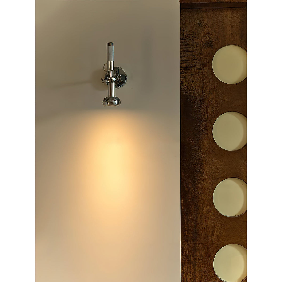 halva-wall-lamp