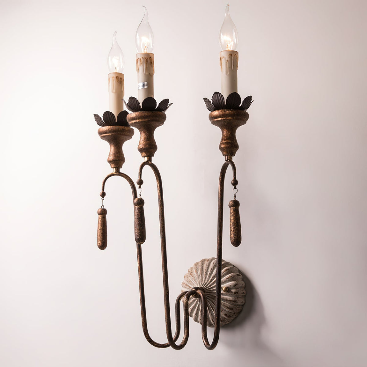 olivia-wall-lamp