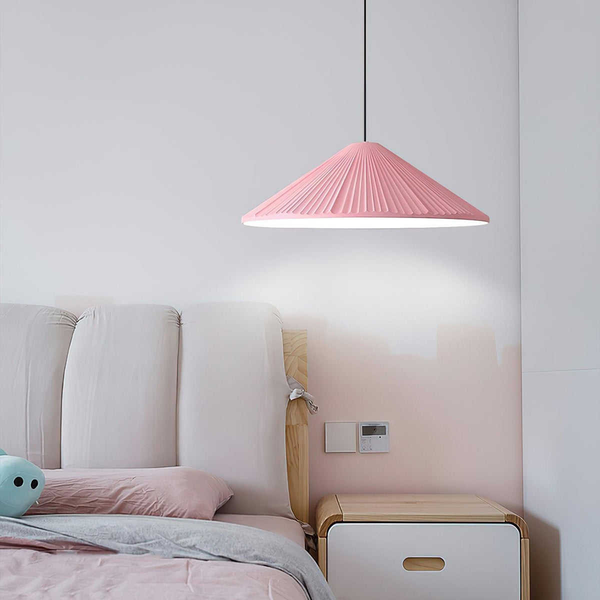 hat-resin-pendant-lamp
