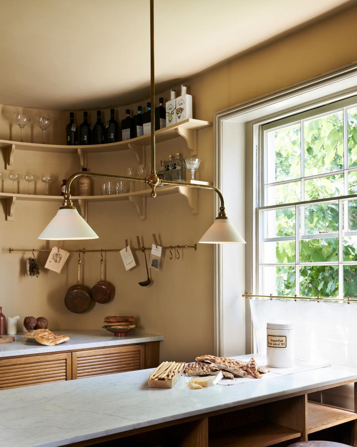 heirloom-chandelier