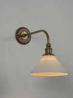 heirloom-wall-lamp