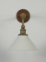 heirloom-wall-lamp