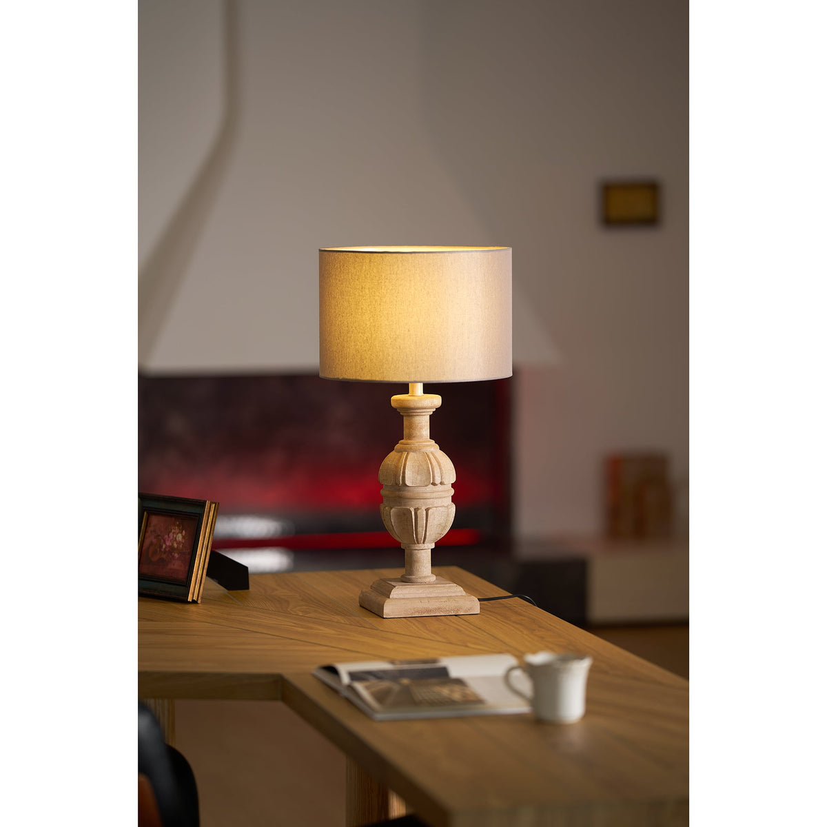 helena-table-lamp