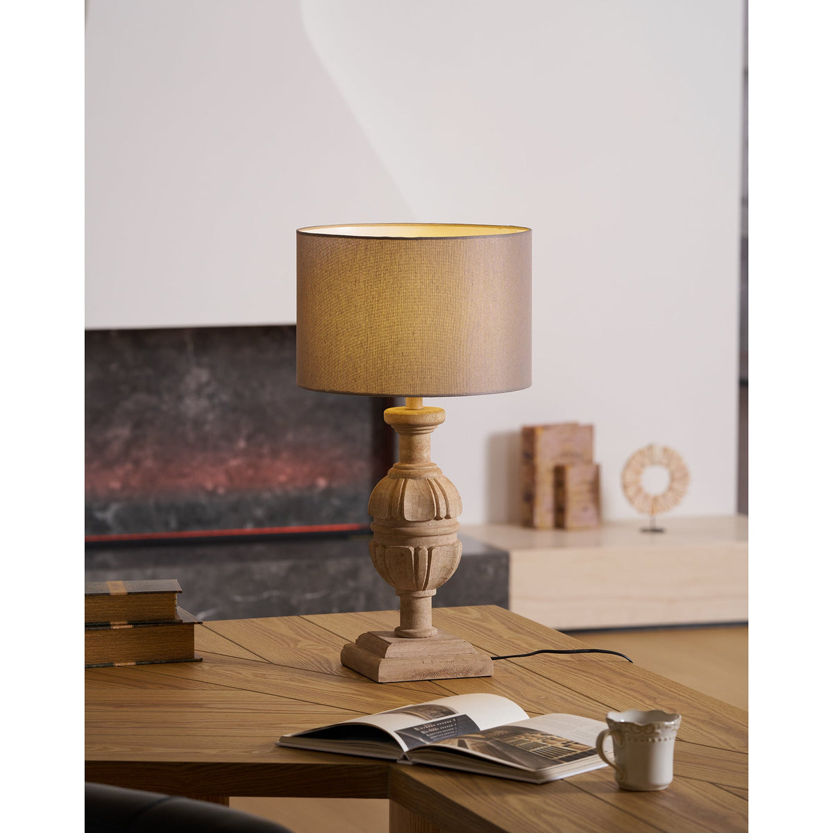 helena-table-lamp